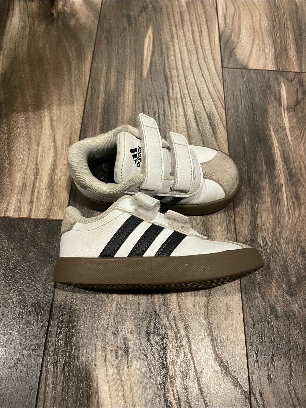 adidas Kids White Sneakers with Black Stripes and Brown Sole